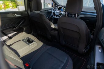 Ford Focus Combi ST-line 1.5TDCi AT - 13