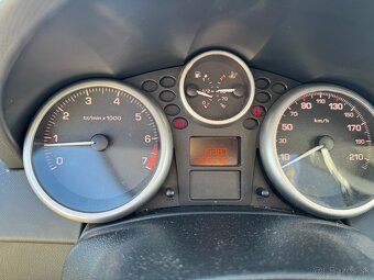 Peugeot 207 - 13