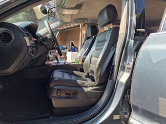 Volkswagen Touareg 3.0 TDi V6 A/T 225k 4x4 (diesel) - 13
