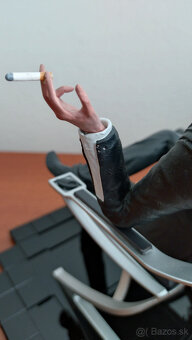 Mass Effect – Illusive Man Statue - 13