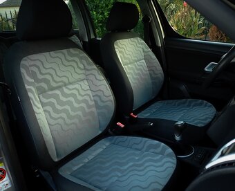 ŠKODA ROOMSTER 1.2 HTP 12V Style - BENZIN -KLIMA,PARK.SENZ. - 13