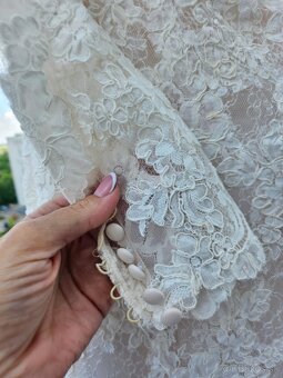 St. Patrick, Pronovias - 13