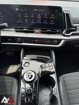 Kia Sportage 1.6 T-GDi mHEV 4WD A/T Platinum, v Záruke, SR - 13
