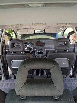 Predam wolksvagen sharan 1.9 TDI  BUSSINES - 13