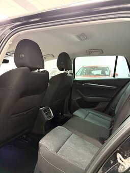 Škoda Octavia IV 2.0TDI Style/Black Packet/Apple car play - 13
