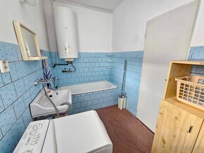 RD v obci RADAVA - 5min.od PODHÁJSKEJ - 13