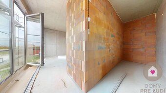 Kráľova pri SENCI-Novostavba dvojpodlažného rodinného domu v - 13