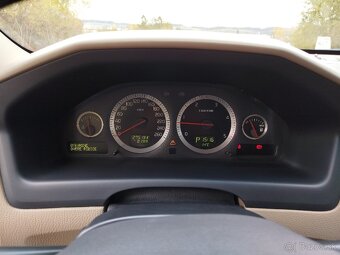 Predám Volvo XC70 D5 - 13
