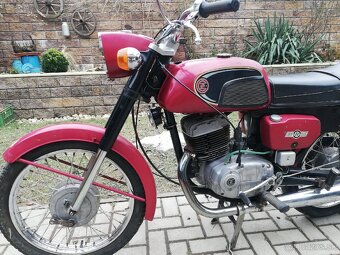 Požičaj si motocykle ČSSR - 13