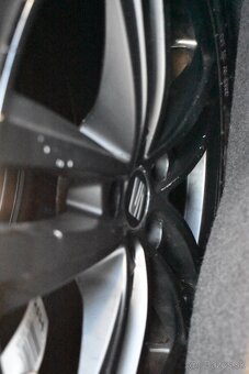 SEAT ATECA 1.6 TDI DSG/ 122 000 KM / ROK 2020 / - 13