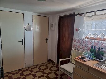 Chata s krásnym výhľadom a záhradou v Martine pod Bystričkou - 13