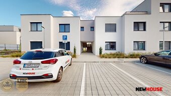 Na predaj nadštandardný 3 izbový byt s parkovacím státím v u - 13