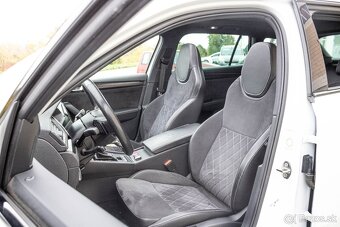 Škoda Superb Combi 2.0 TDI SCR Sportline 4x4 DSG White - 13