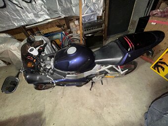 Predám Honda cbr929 rr 2001 - 13