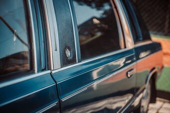 Chrysler Lebaron Executive Stretch limo - 13