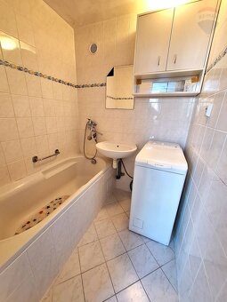 Veľký 2 izbový byt na PREDAJ Brezno - Západ - 13