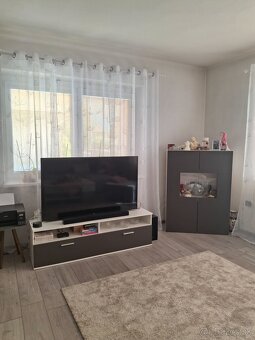 Na predaj čiastočne prerobený poschodový dom - 13