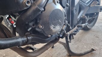 Honda CBF1000F - 13