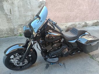 HARLEY DAVIDSON ROAD KING FLHR CUSTOM SPECIAL - 13