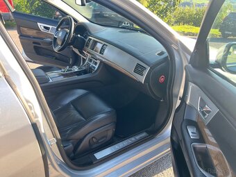 Jaguar XF Sedan 3.0 V6 177kw Automat - 13