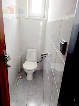 Priestranný rodinný dom s garážou, Vrbové - 13