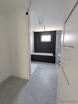 NA PREDAJ 5-izbová NOVOSTAVBA V MALOM KIARI - 13