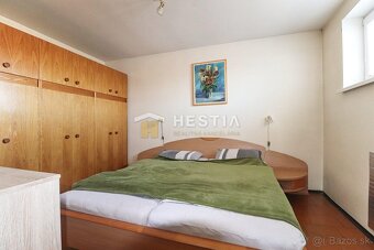 Veľký rodinný dom Osuské - 13