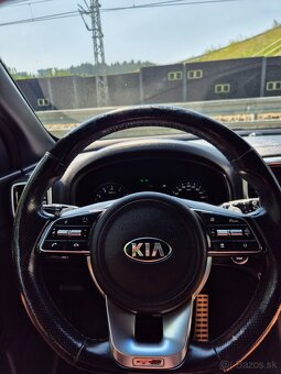 KIA SPORTAGE GT-LINE 1.6T-GDI BENZÍN 130KW AT-7 4X4 2019 - 13