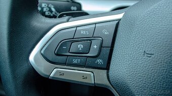 Volkswagen Golf Variant 2.0 TDI Life DSG - 13