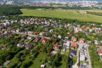 PEREŠ - Stavebný pozemok s RD, 1786 m2 - 13