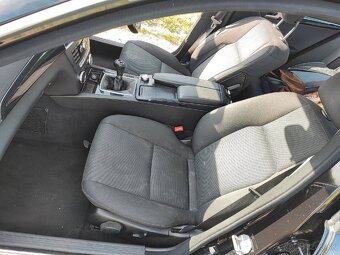 Rozpredám Mercedes C 220 cdi Avantgard Facelift w204 - 13