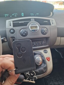 Renault scenic Grand 2011 - 13