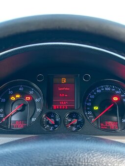 Predám Vw Passat B6 3.2 FSI Individual - 13