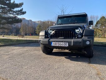JEEP WRANGLER RUBICON 2.8 CRDi A/T , r.v.2015 - 13