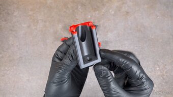 Držiaky batérií BOSCH 12V na stenu - 13