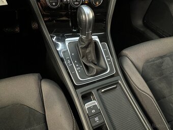 Volkswagen Golf Variant 2.0 TDI Highline DSG - 13