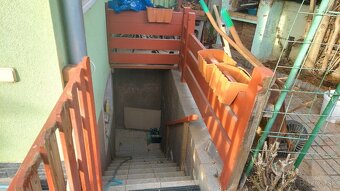 Zeleneč - Útulný 2-izb. RD v tichej uličke na predaj  - 13