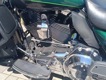 Harley-Davidson Electra Glide Ultra Limited - 13