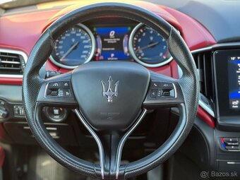 Maserati Ghibli S Q4 B&W 2017 - 13