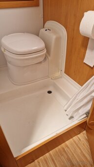 Karavan Hymer, poschodová posteľ MOVER, predstan - 13