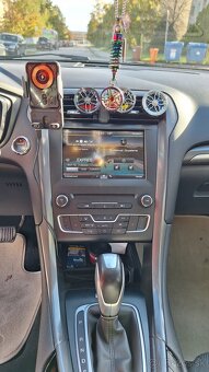 Ford Mondeo kombi 2.0 TDCi - 13