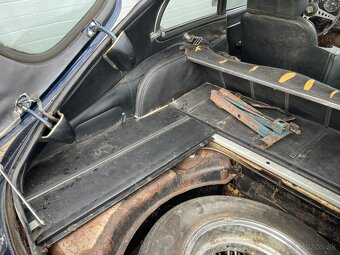 Jaguar E-type coupe 1970 Series II - 13