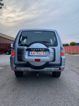 Mitsubishi pajero 3.2 4x4. Výmena je možná - 13
