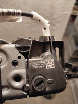 Zámok dverí, mechanizmus otvárania dverí (nové nepoužité) - 13