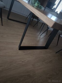 Predám kvalitné stolové zvárané podnože – čierne, masívne, š - 13