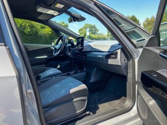 VOLKSWAGEN ID 3, 150 kW/204 PS, BATÉRIA 62 kWh-PEKNÝ VZHĽAD - 13
