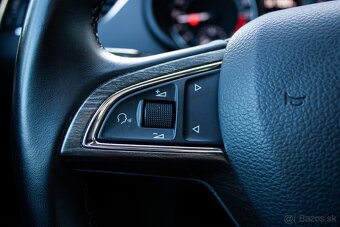 ŠKODA OCTAVIA COMBI SCOUT 4X4 AUTOMAT 2.0 TDI DSG ,2.Majiteľ - 13