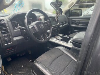 Dodge Ram 5.7 4x4 SPORT TOP CENA - 13