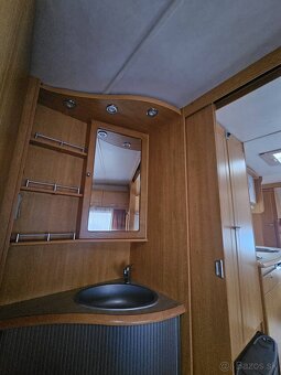 Obytný príves LMC 560, predstan, poschodové postele, 1500 kg - 13