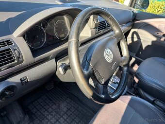 Volkswagen Sharan 1.9 TDI Comfortline tiptronic - 13